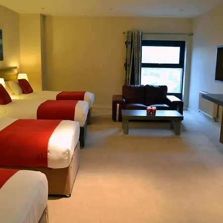 Hotel Carrick Plaza Suites And Apartments